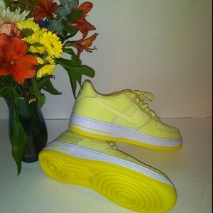 Nike Air Force 1 Lv8